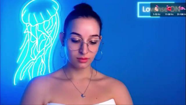 Image 8 of sheryl_sweet Stream on Chaturbate on 24 days ago