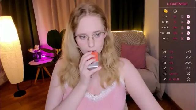 Thumbnail 1, sheslinki's Stream at Chaturbate, 2 months ago