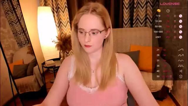 Thumbnail 2, sheslinki's Stream at Chaturbate, 2 months ago