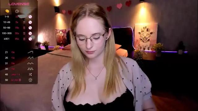 Thumbnail 3, sheslinki's Stream at Chaturbate, 2 months ago