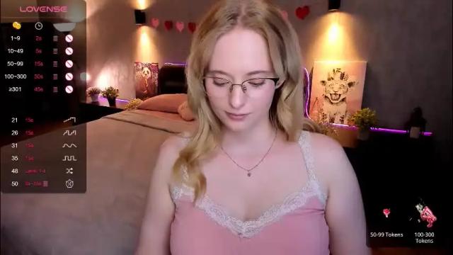 Thumbnail 2, sheslinki's Stream at Chaturbate, 2 months ago