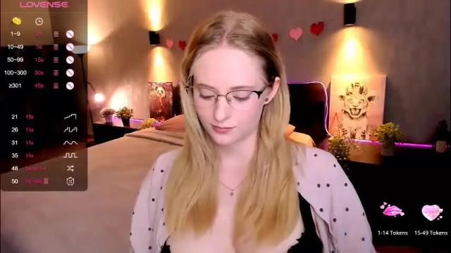 Image 6 of sheslinki Stream on Chaturbate on 1 month ago