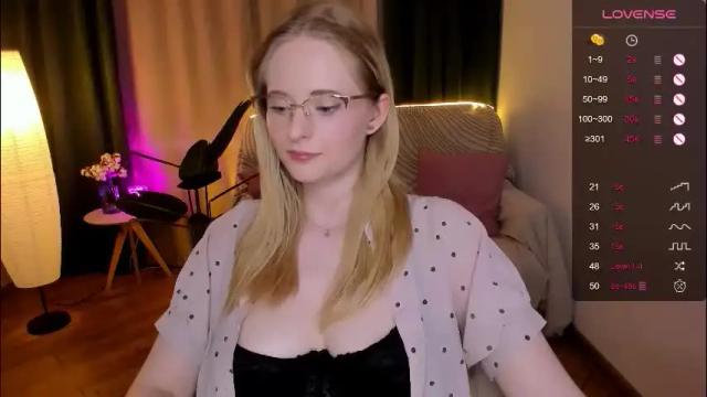 Thumbnail 3, sheslinki's Stream at Chaturbate, 1 month ago