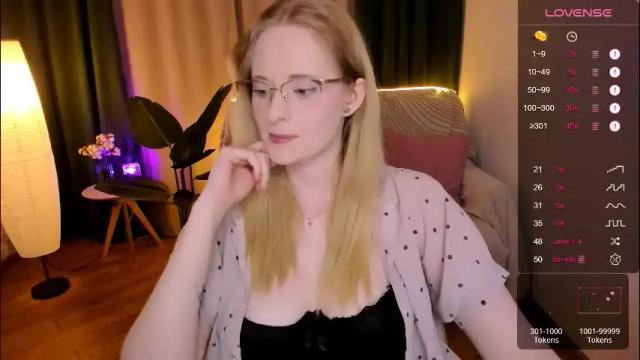 Thumbnail 1, sheslinki's Stream at Chaturbate, 1 month ago