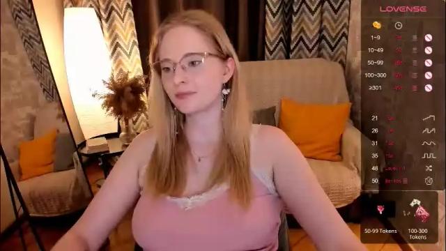 Image 10 of sheslinki Stream on Chaturbate on 1 month ago