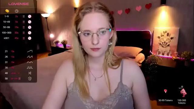 Thumbnail 1, sheslinki's Stream at Chaturbate, 1 month ago