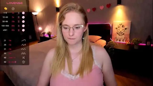 Thumbnail 3, sheslinki's Stream at Chaturbate, 1 month ago