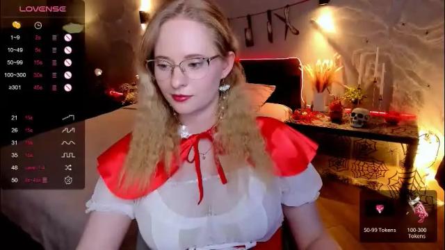 Image 12 of sheslinki Stream on Chaturbate on 8 days ago