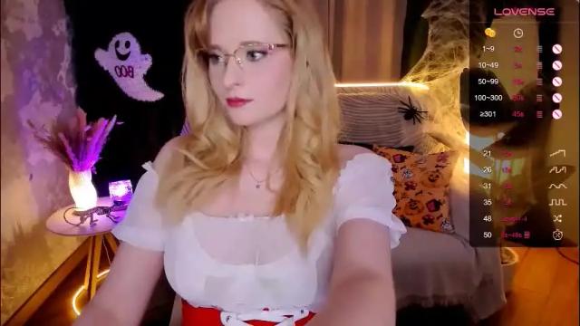 Image 11 of sheslinki Stream on Chaturbate on 7 days ago