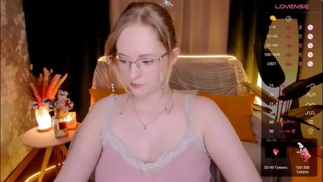 Thumbnail 3, sheslinki's Stream at Chaturbate, 1 month ago