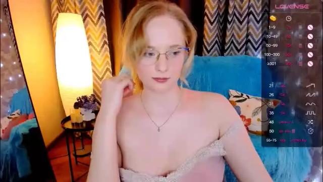 Image 11 of sheslinki Stream on Chaturbate on 1 month ago