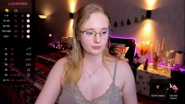 Thumbnail 1, sheslinki's Stream at Chaturbate, 1 month ago