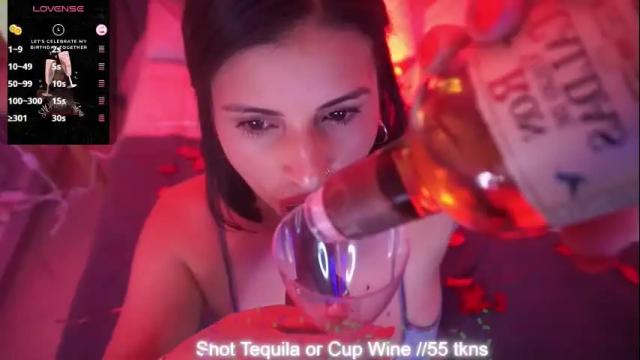Image 10 of sheyla_hills_ Stream on Chaturbate on 1 month ago
