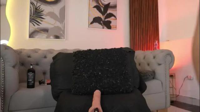 Image 4 of sheylabakerr Stream on Chaturbate on 1 month ago