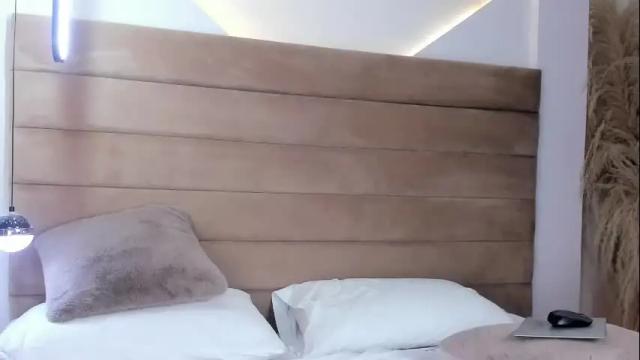 Image 8 of sheylasmithx Stream on Chaturbate on 8 months ago