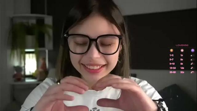 Image 6 of shickshackshock Stream on Chaturbate on 2 days ago