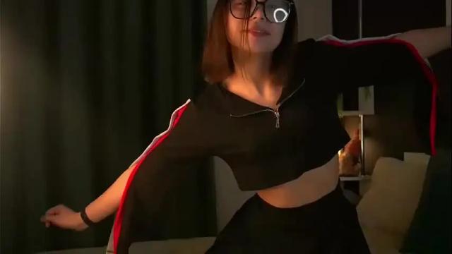 Image 2 of shickshackshock Stream on Chaturbate on 1 month ago