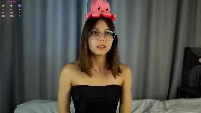 Image 2 of shickshackshock Stream on Chaturbate on 1 month ago