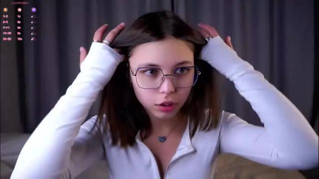 Image 2 of shickshackshock Stream on Chaturbate on 1 month ago