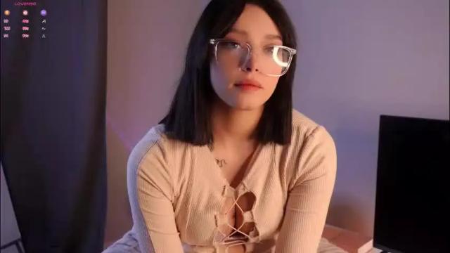 Image 2 of shickshackshock Stream on Chaturbate on 1 month ago