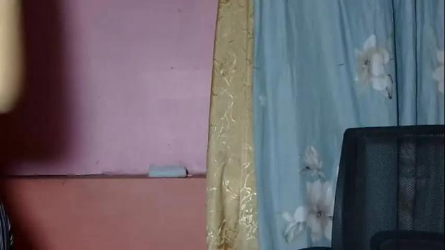 Image 3 of shimmering_kate Stream on Chaturbate on 1 month ago
