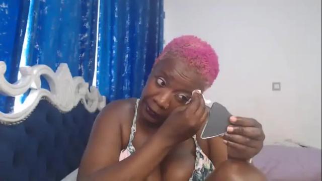 Image 8 of shina_cruiz Stream on Chaturbate on 12 days ago