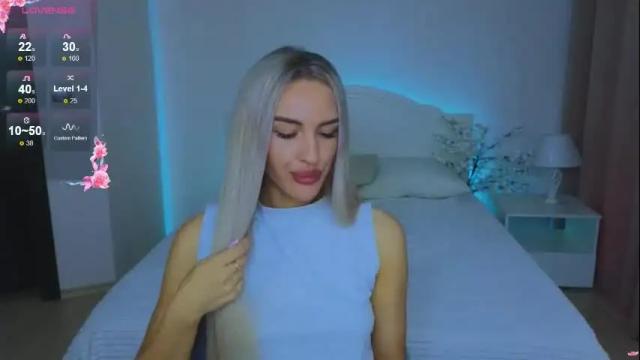 Image 4 of shine_abby_ Stream on Chaturbate on 4 months ago