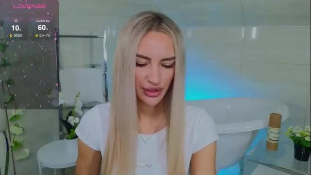Image 7 of shine_abby_ Stream on Chaturbate on 3 months ago