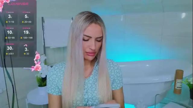 Image 8 of shine_abby_ Stream on Chaturbate on 3 months ago