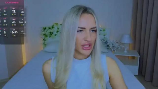 Image 6 of shine_abby_ Stream on Chaturbate on 3 months ago
