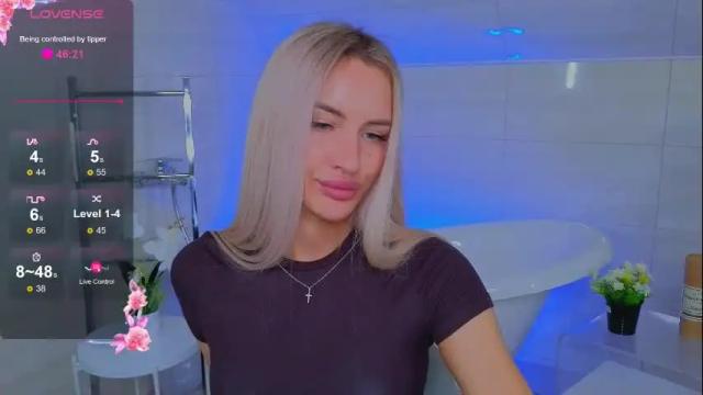 Image 10 of shine_abby_ Stream on Chaturbate on 3 months ago