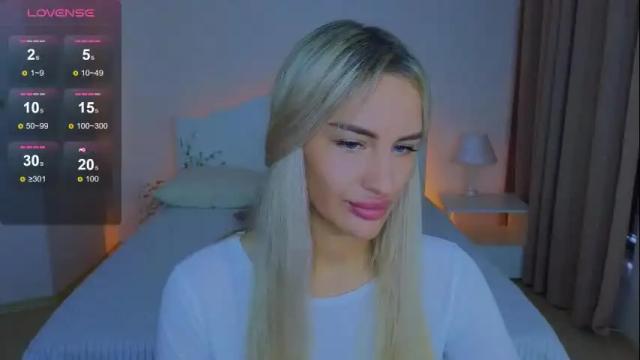 Image 10 of shine_abby_ Stream on Chaturbate on 3 months ago