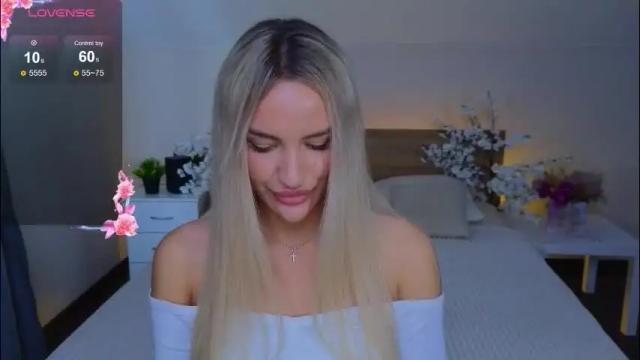 Image 8 of shine_abby_ Stream on Chaturbate on 2 months ago