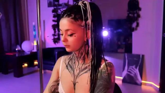 Image 7 of shinecolour Stream on Chaturbate on 25 months ago