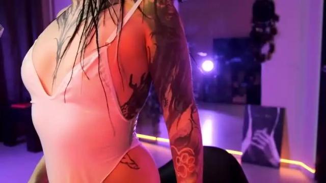 Image 8 of shinecolour Stream on Chaturbate on 25 months ago