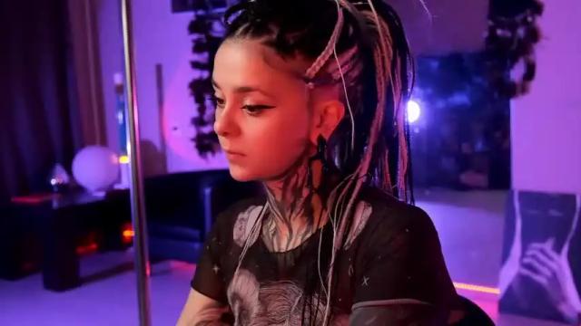 Image 6 of shinecolour Stream on Chaturbate on 25 months ago