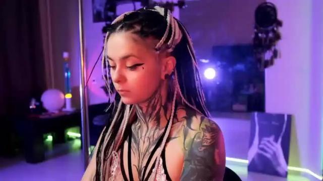 Thumbnail 1, shinecolour's Stream at Chaturbate, 25 months ago