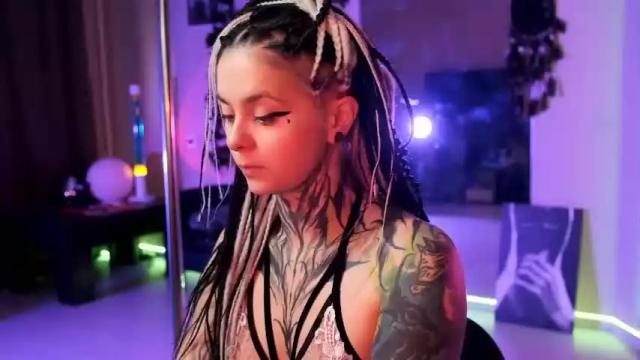 Image 6 of shinecolour Stream on Chaturbate on 25 months ago