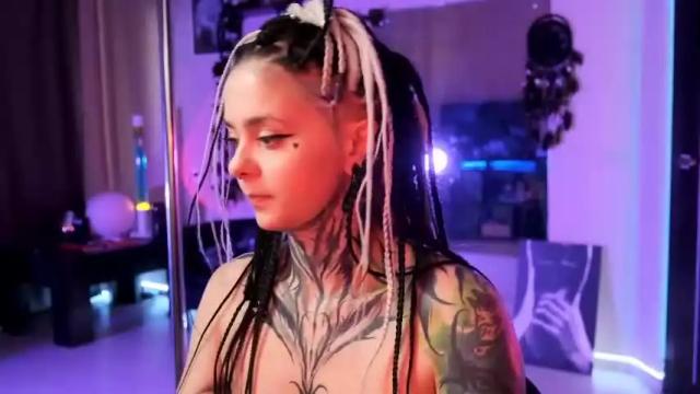 Image 7 of shinecolour Stream on Chaturbate on 25 months ago