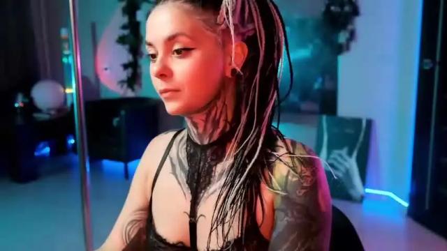 Image 10 of shinecolour Stream on Chaturbate on 25 months ago