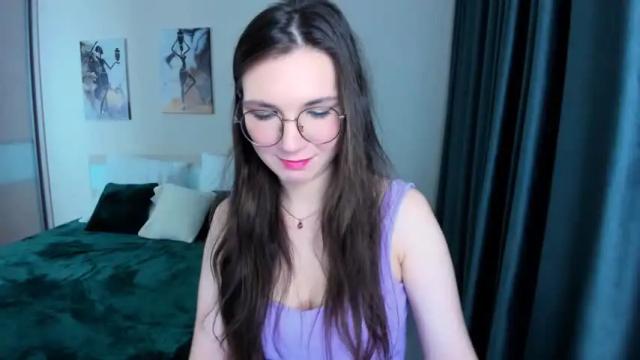 Image 11 of shineshyness Stream on Chaturbate on 20 months ago