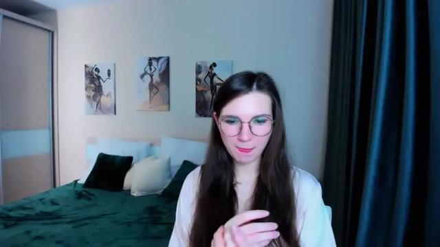 Thumbnail 1, shineshyness's Stream at Chaturbate, 19 months ago