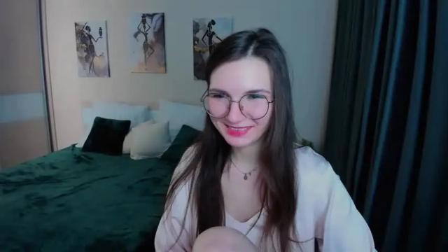 Thumbnail 3, shineshyness's Stream at Chaturbate, 19 months ago