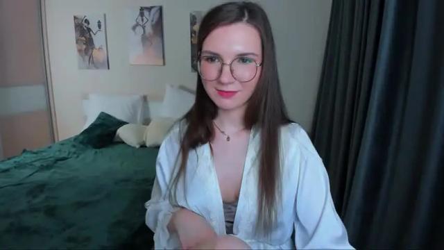 Image 10 of shineshyness Stream on Chaturbate on 19 months ago