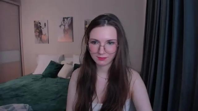 Thumbnail 1, shineshyness's Stream at Chaturbate, 19 months ago