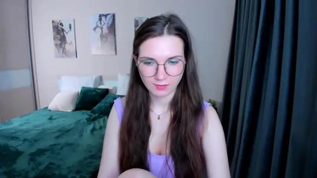 Image 6 of shineshyness Stream on Chaturbate on 19 months ago