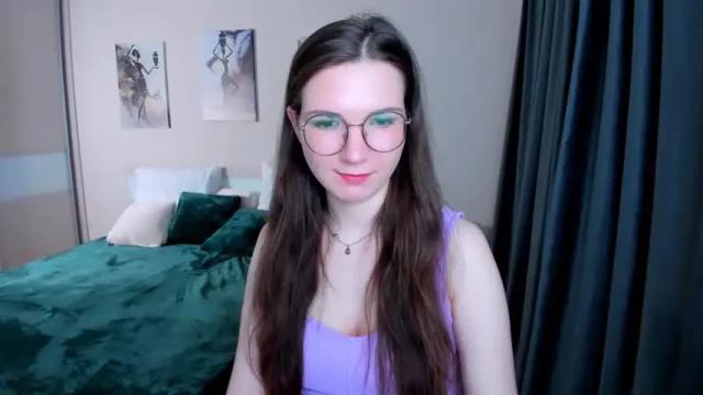 Image 8 of shineshyness Stream on Chaturbate on 19 months ago
