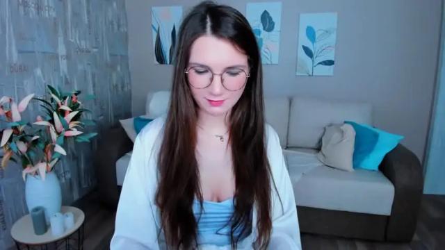 Image 2 of shineshyness Stream on Chaturbate on 19 months ago