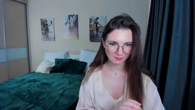 Image 11 of shineshyness Stream on Chaturbate on 19 months ago