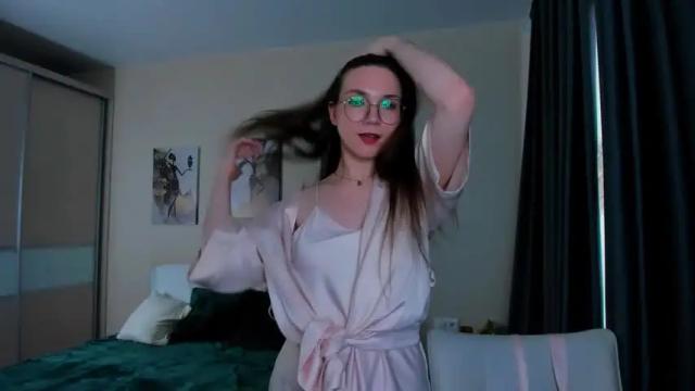 Image 6 of shineshyness Stream on Chaturbate on 19 months ago